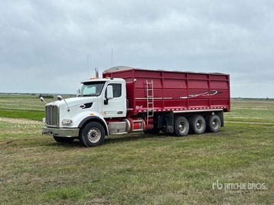 2017 Peterbilt 567 8x6 Grain Truck