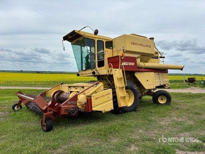 1982 New Holland TR85 Combine Harvester