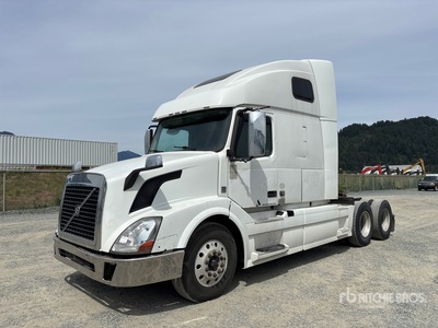 2015 Volvo VNL 6x4 T/A Sleeper Truck Tractor