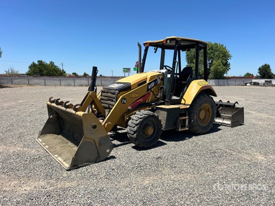 2018 Cat 415F2 4x4 Landscape Loader