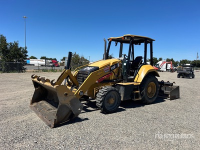 2019 Cat 415F2 4x4 Landschapslader