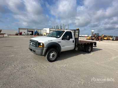 2007 Ford F-450 XL 4x4 Flatbed Truck