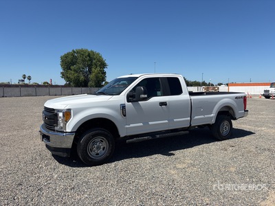 2017 Ford F-250 4x4 Extended Cab Pickup