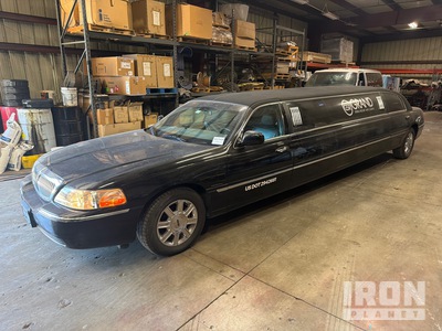 2007 Lincoln Limousine