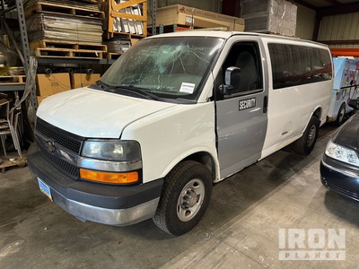 2012 Chevrolet Express 3500 12 Furgoneta de pasajeros