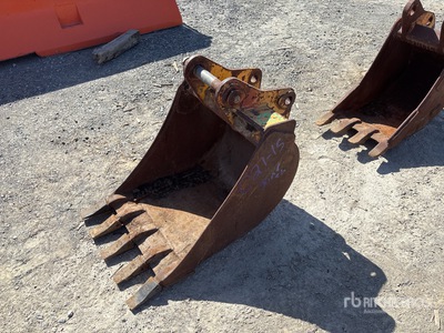 24 in Excavator Bucket