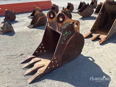 24 in Excavator Bucket