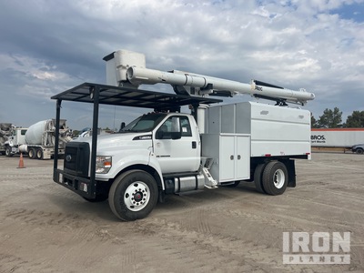 2024 Altec LR8-56 56 ft on 2024 Ford F-750 4x2 Forestry Chipper Body 高所作業車