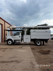 2024 Altec LR8-56 61 ft on 2024 Ford F-650 Forestry Chipper Body Camion Nacelle