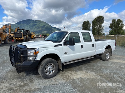 2014 Ford F-350 XL 4x4 Crew Cab Pickup
