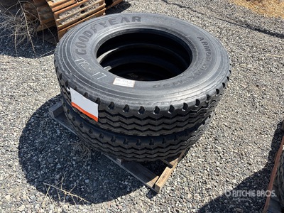 Quantity of (2) 11R24.5 Retread Tyres