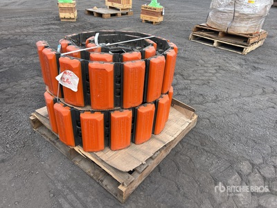 Quantity of (2) Tracks (Unused) - Fits Wirtgen W200