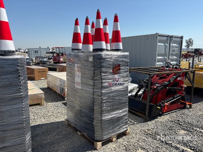 2026 TSC Quantity of (250) الأقماع المرورية (Unused)