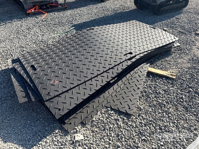 Quantity of (15) 2026 FPM 41 in x 94 in Ground Protection Tappeti per stabilizzatori (Unused)