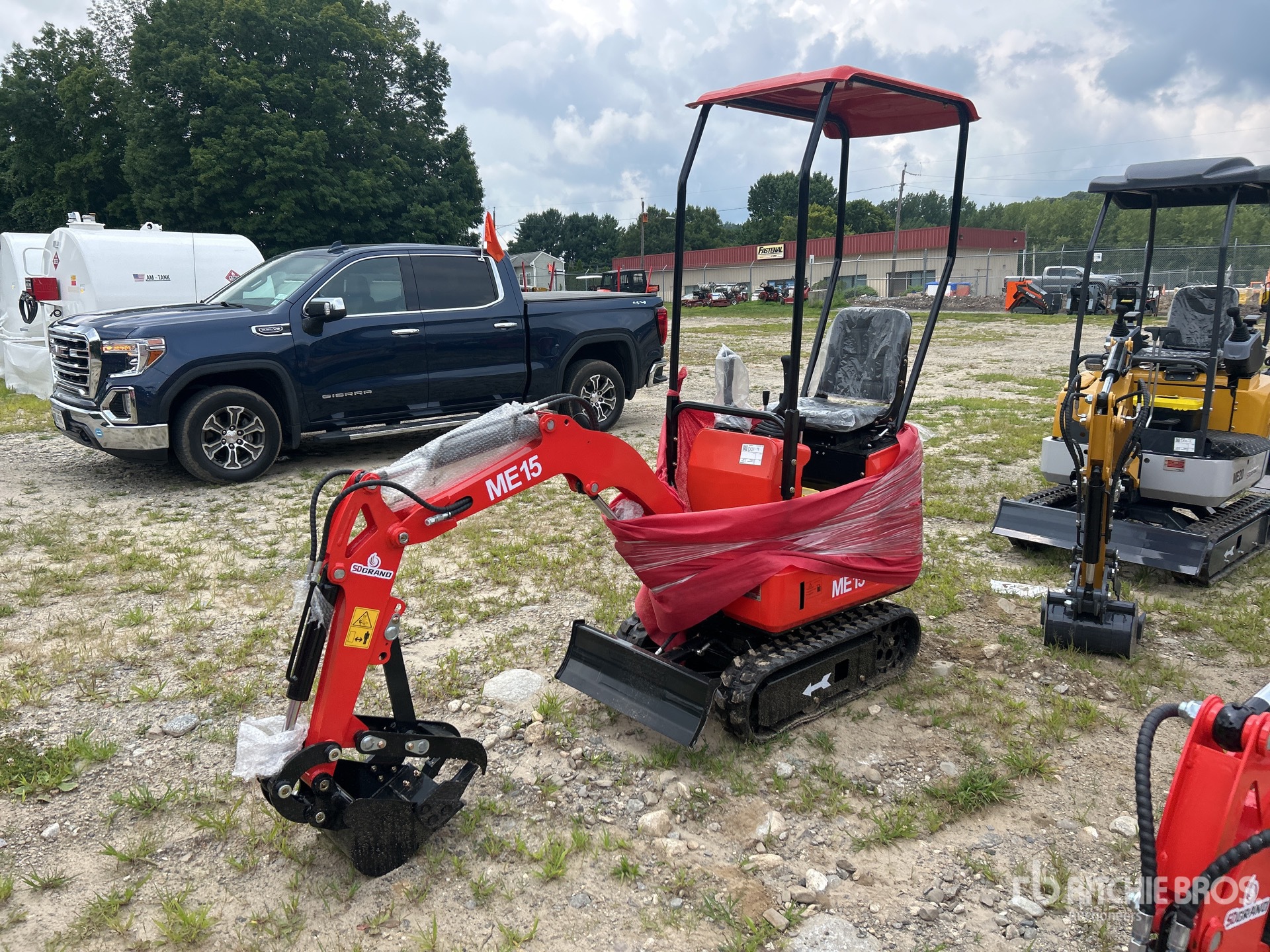 2026 ME15 Mini Excavator (Unused)