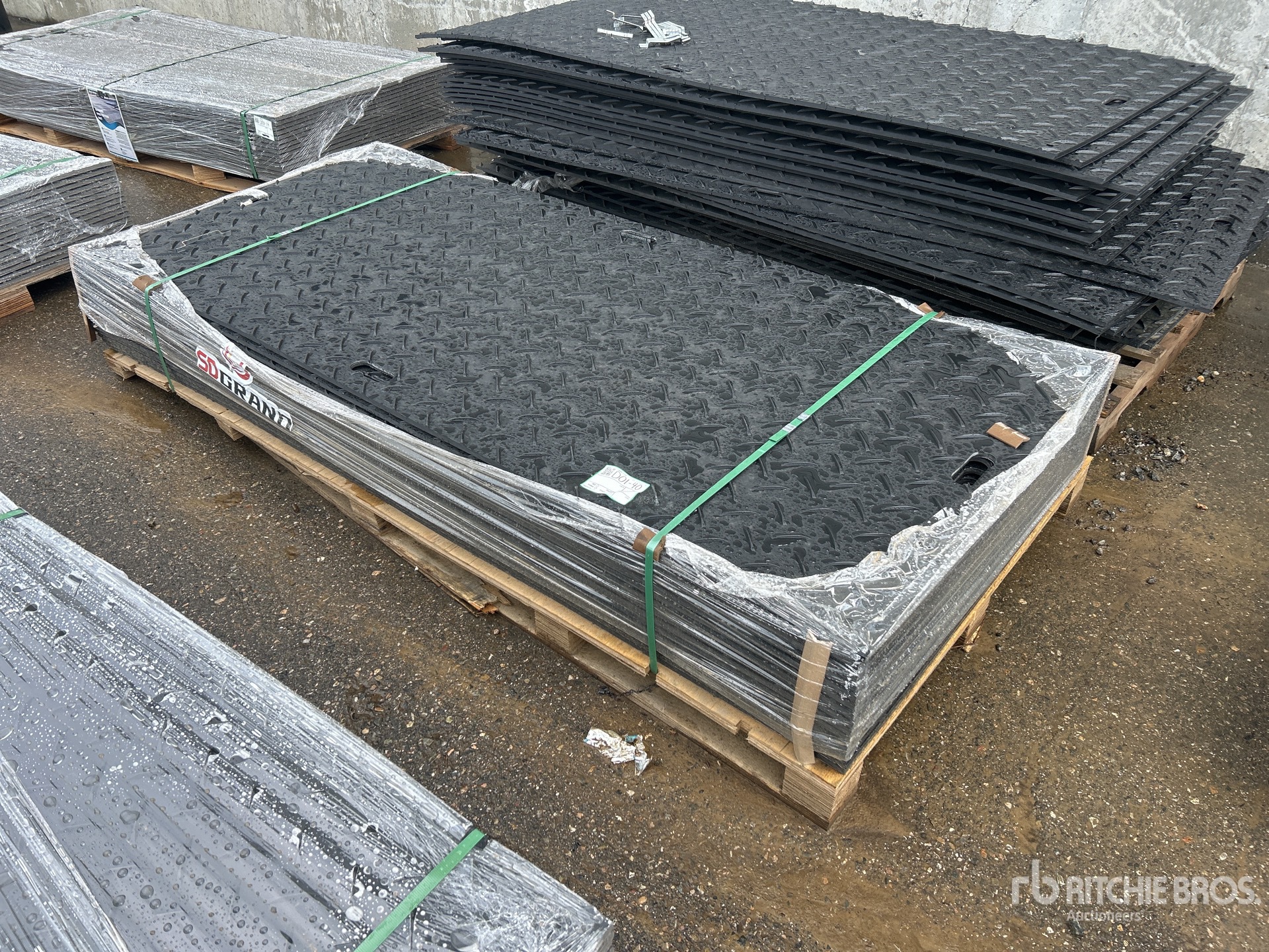 Quantity of (15) 2026 FPM 41 in x 94 in Ground Protection Mats (Unused)