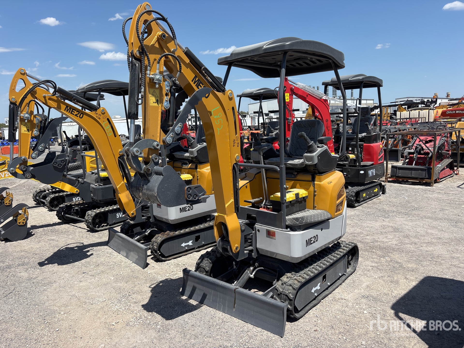 2026 ME20 Mini Excavator (Unused)
