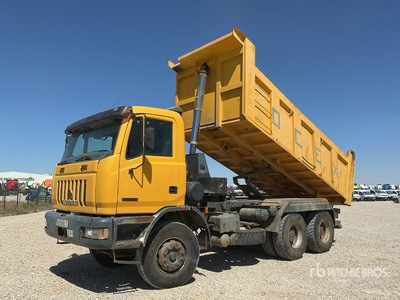 2001 Astra HD7 64.38 6x4 T/A Dump Truck