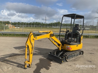 2021 Komatsu PC14R-3HS Mini Excavadora