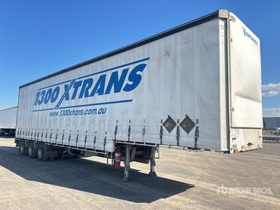 2015 Vawdrey VB S3 13.3 m Tri/A Step Deck Curtain Side Trailer