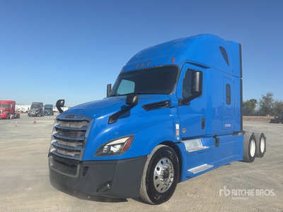 2019 Freightliner Cascadia 126 6x4 T/A Sleeper Truck Tractor