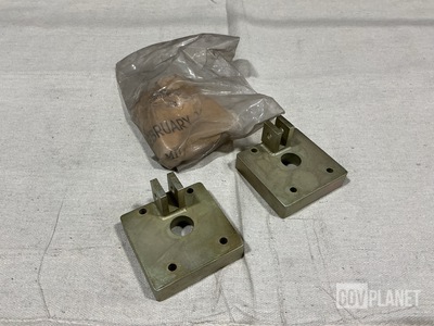 (42) 12012190 Access Covers