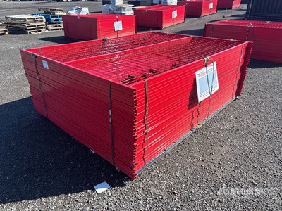 Quantity of (30) Canex 7 ft 6 in x 5 ft 10 in Powder Coated サイト フェンス (Unused)