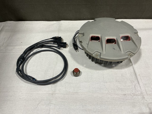(1) Unidirectional Approach Light, (1) Cable Assembly & Assorted Items (1) Unidirectional Approach Light, (1) Cable Assembly & Assorted Items