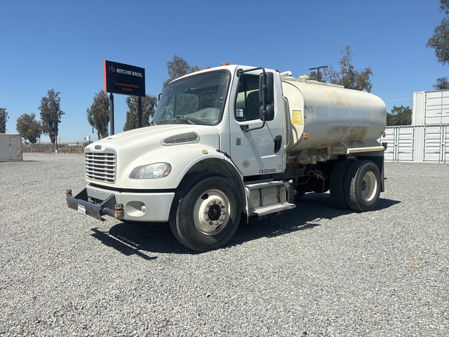 2018 Freightliner M2 106 4x2 Water Truck 2018 Freightliner M2 106 4x2 Water Truck
