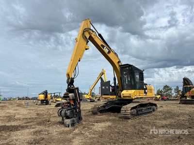 2015 Cat 324DFM プロセッサー