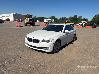 2012 BMW 528i xDrive Automobile