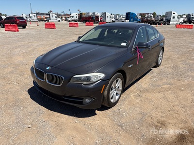2013 BMW 528xi Automobile