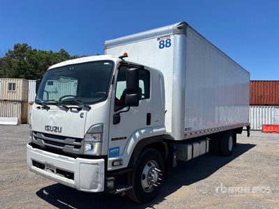2023 Isuzu FTR 4x2 Autocarro furgonato
