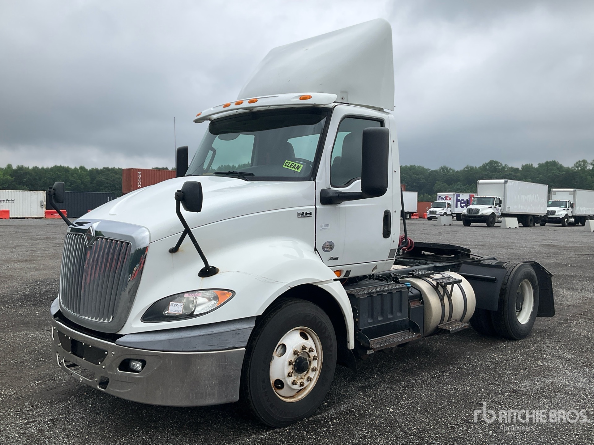 2019 International RH613 4x2 S/A Day Cab Truck Tractor
