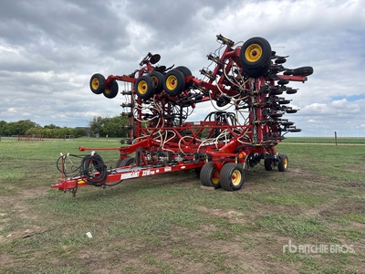 2010 Bourgault 3310 48 ft Air Drill