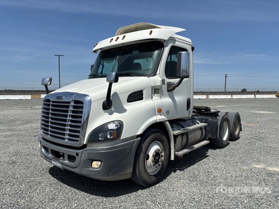 2017 Freightliner Cascadia 113 6x4 T/A Day Cab Truck Tractor
