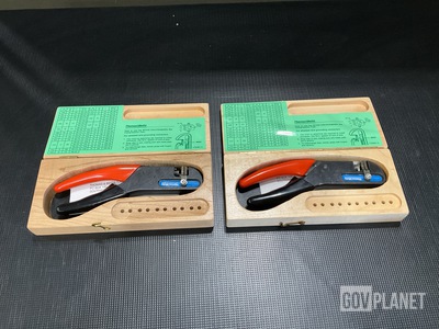 (2) Thomas & Betts WT440 Die Compression Tools