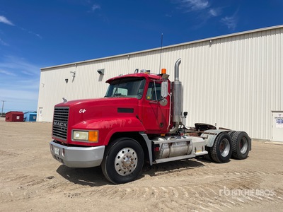 2002 Mack CH600 6x4 T/A Day Cab Truck Tractor