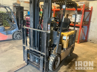 Cat EC25K-4S 5000 lb Cushion Tire Forklift