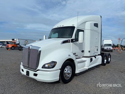 2019 Kenworth T680 6x4 Cabeza Tractora Cabina Dormitorio