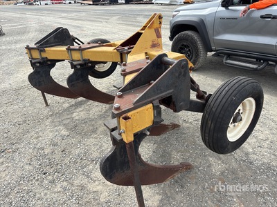 Gearmore 91 in V-Ripper Attachment トラクター　その他のアタッチメント
