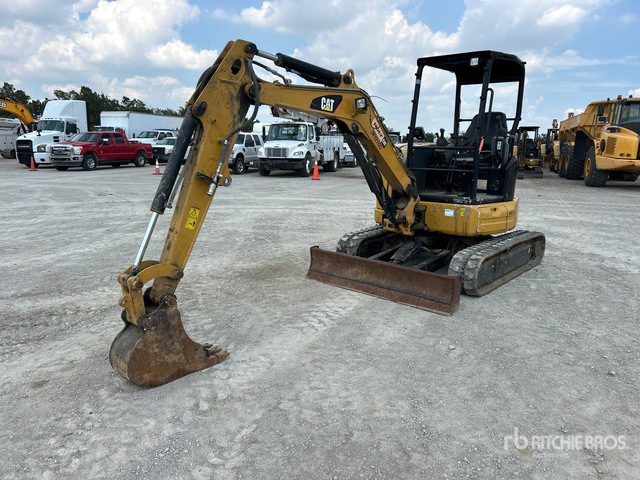 2019 Cat 303.5E2 CR Mini Excavator