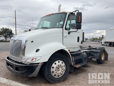 2007 International 8600 SBA 4x2 S/A Day Cab Truck Tractor