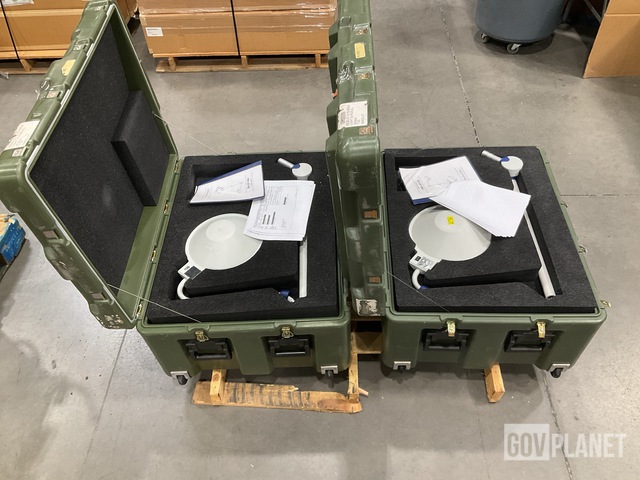 (2) FedMedical FMI-301FB Field Floor Surgical Light System w/Cases