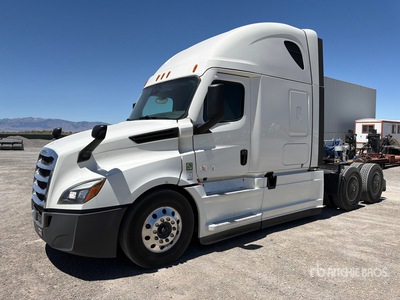 2022 Freightliner Cascadia 126 6x4 T/A Sleeper Truck Tractor