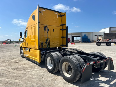2022 Freightliner Cascadia 126 6x4 Cabeza Tractora Cabina Dormitorio
