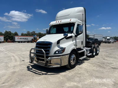 2021 Freightliner Cascadia 116 6x4 Cabeza Tractora Cabina Corta