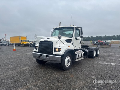 2020 Freightliner Cascadia 6x4 トラックトラクター（T/A）