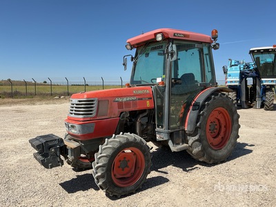 2006 Kubota ME8200DTNC Allradtraktor