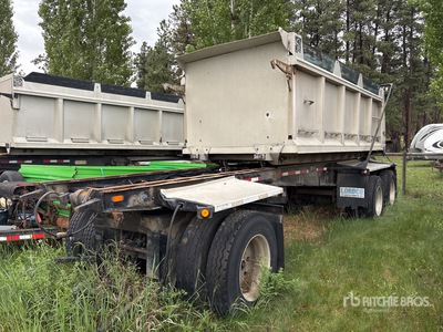1981 Knight Transfer Tri/A Pup Transfer Trailer